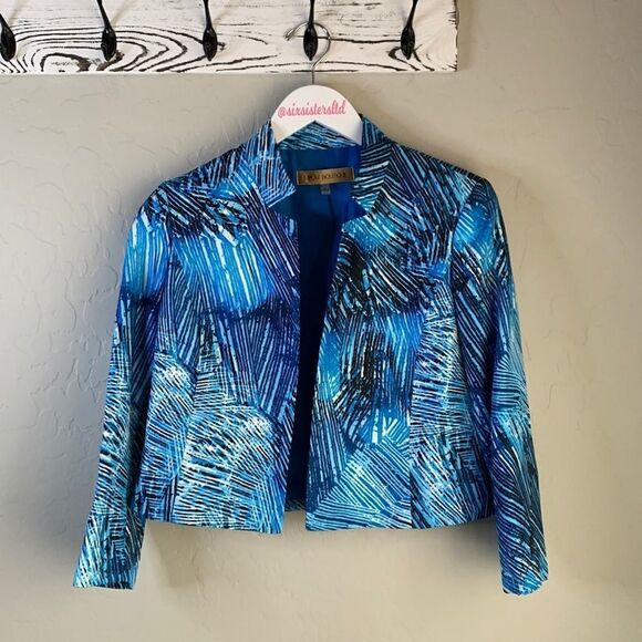 Nipon boutique size four three-quarter length sleeves cropped jacket - Picture 8 of 12